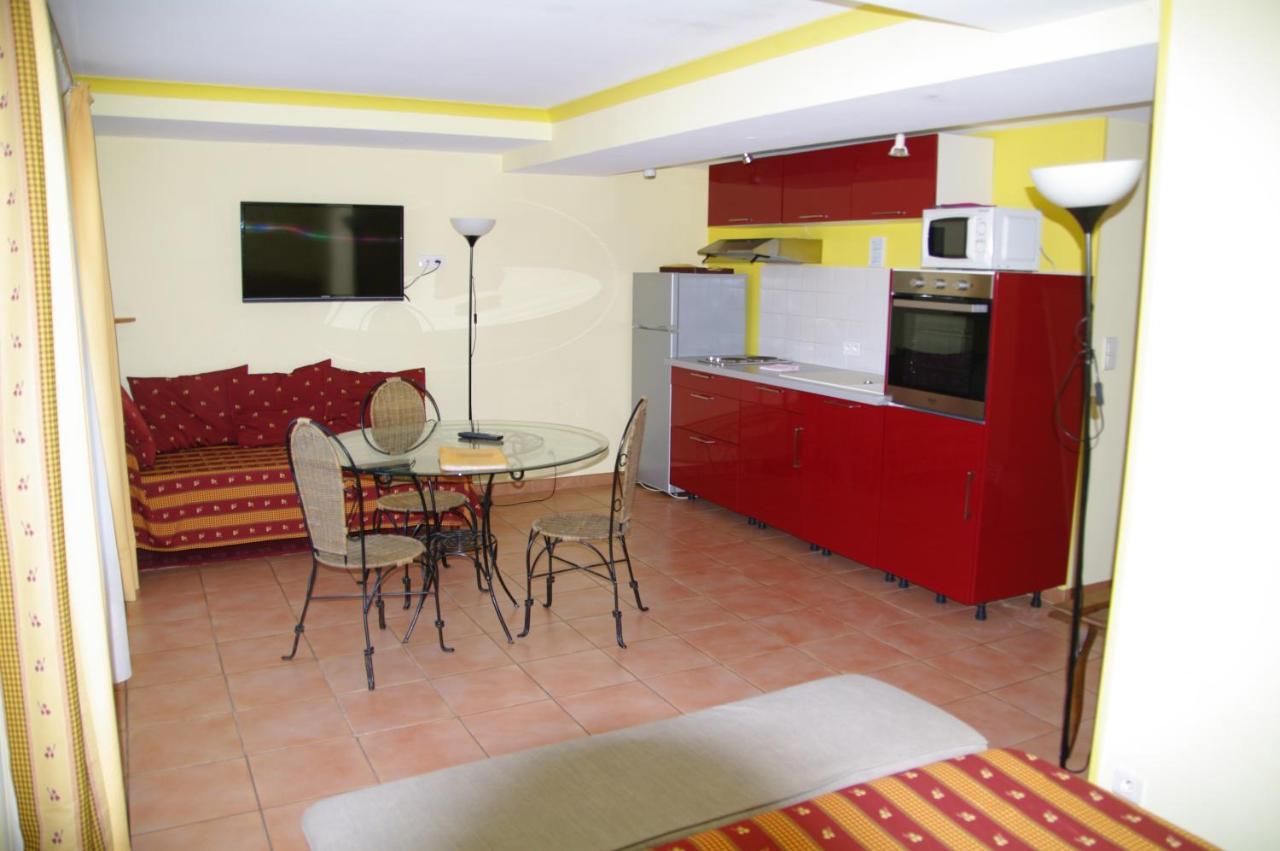 Residence Le Saint Victor Fontvieille Extérieur photo