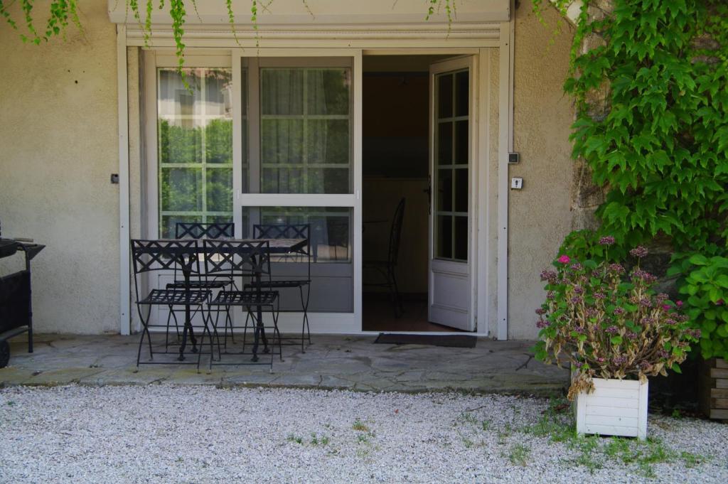 Residence Le Saint Victor Fontvieille Extérieur photo