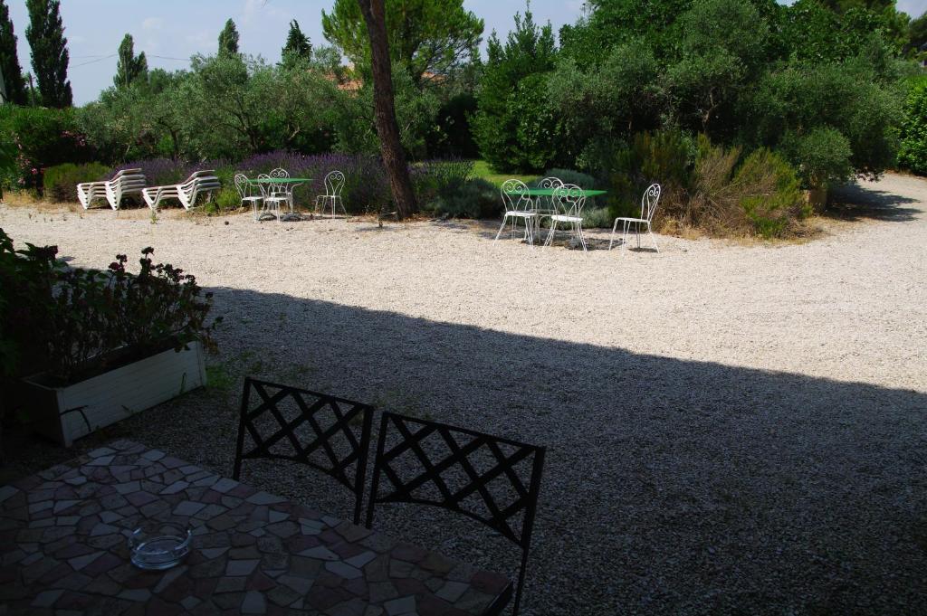 Residence Le Saint Victor Fontvieille Extérieur photo