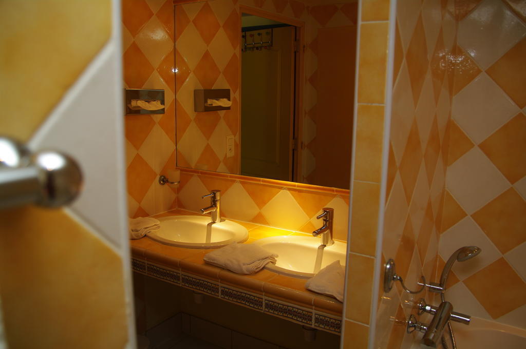 Residence Le Saint Victor Fontvieille Chambre photo