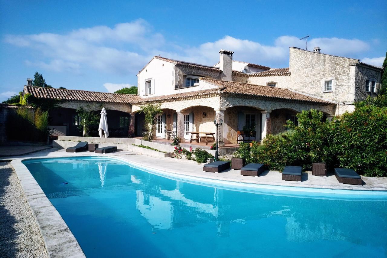 Residence Le Saint Victor Fontvieille Extérieur photo