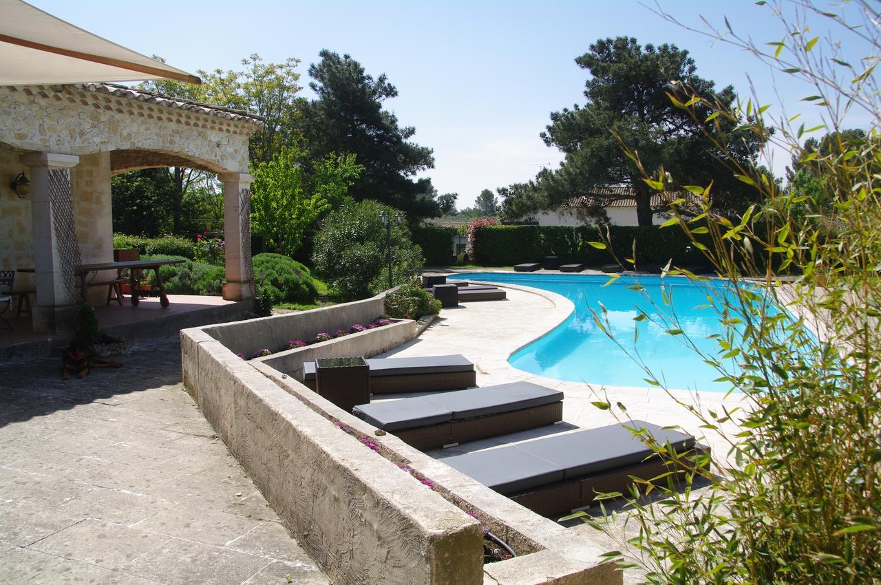 Residence Le Saint Victor Fontvieille Extérieur photo