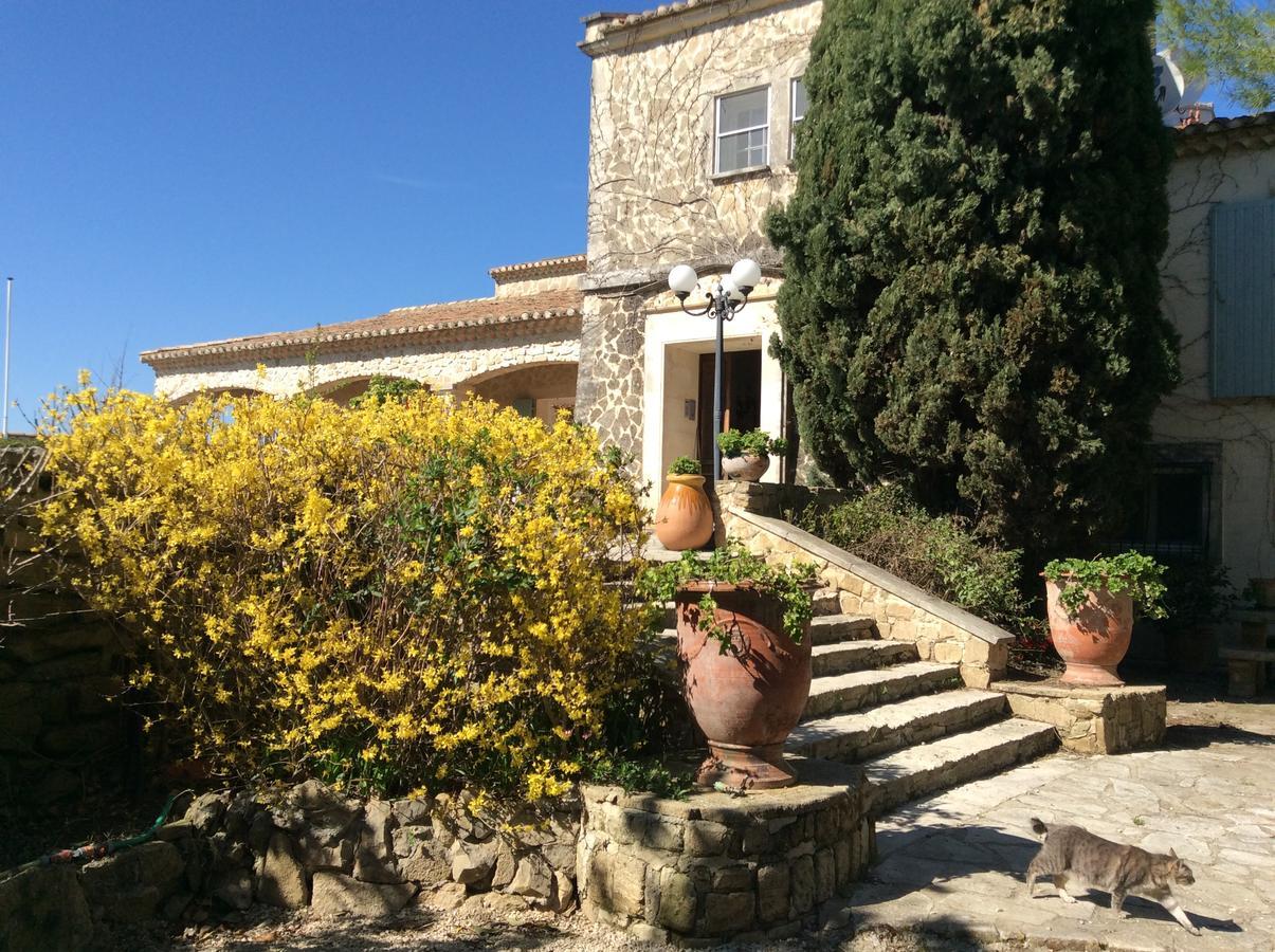 Residence Le Saint Victor Fontvieille Extérieur photo