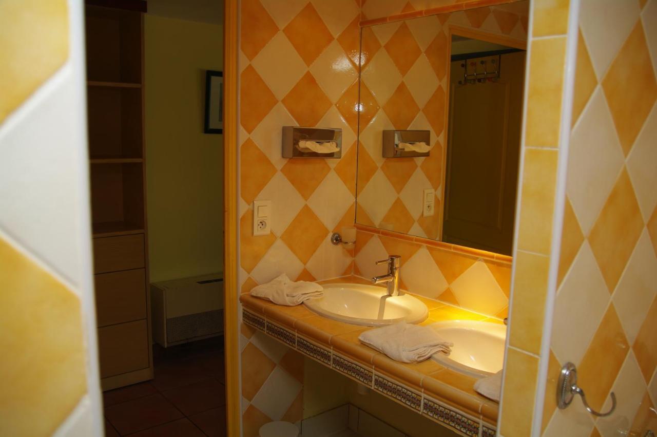 Residence Le Saint Victor Fontvieille Extérieur photo