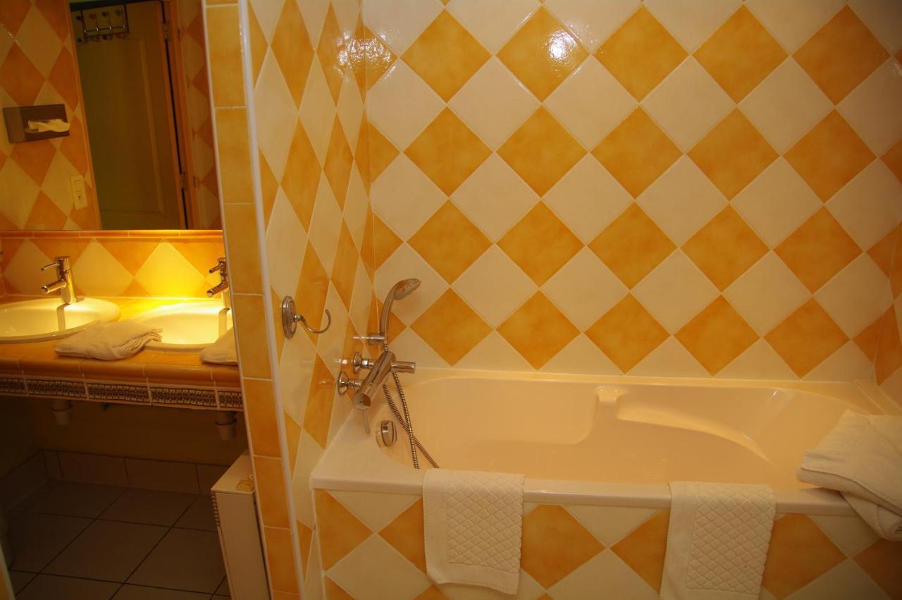 Residence Le Saint Victor Fontvieille Extérieur photo